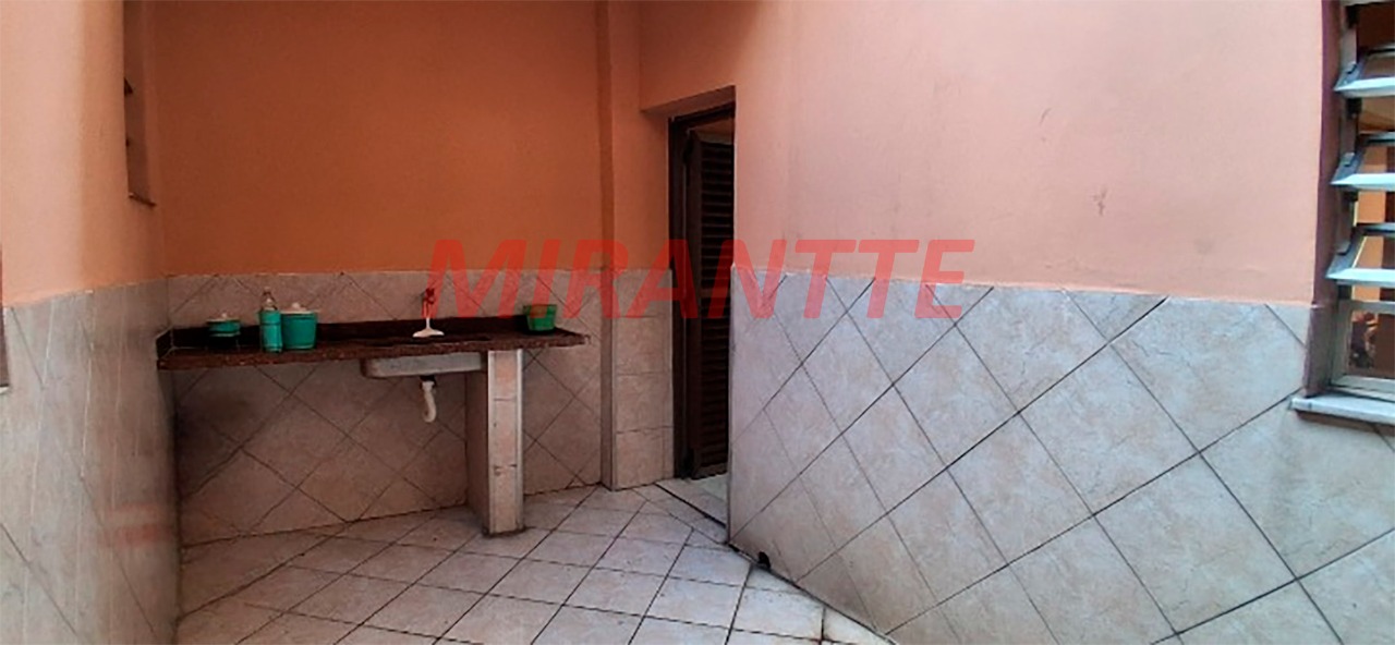 Sobrado de 204m² com 4 quartos em Vila Maria Alta