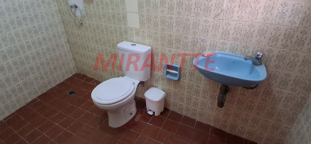 Sobrado de 204m² com 4 quartos em Vila Maria Alta
