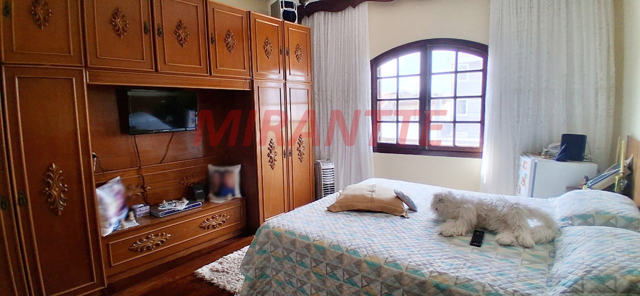 Sobrado de 204m² com 4 quartos em Vila Maria Alta