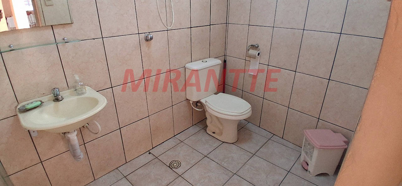 Sobrado de 204m² com 4 quartos em Vila Maria Alta
