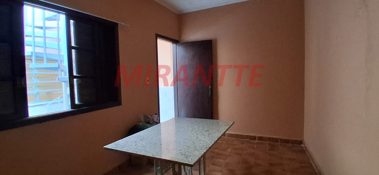 Sobrado de 204m² com 4 quartos em Vila Maria Alta