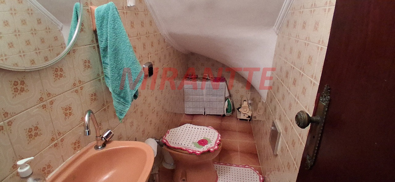 Sobrado de 204m² com 4 quartos em Vila Maria Alta