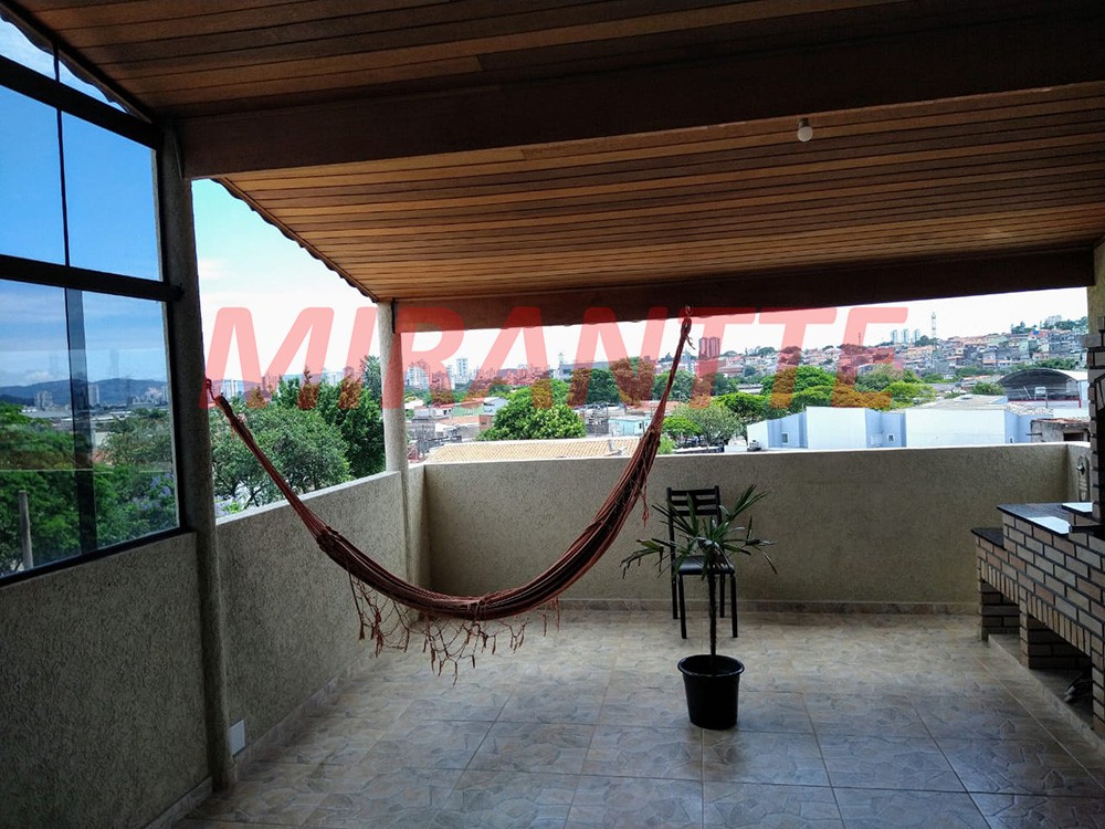 Sobrado de 200m² com 3 quartos em Parque Edu Chaves