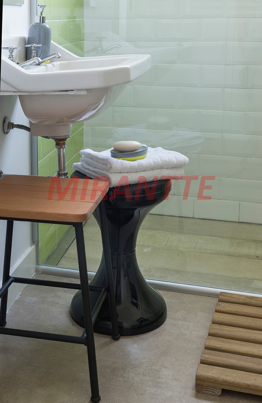 Apartamento de 35m² com 1 quarto em República