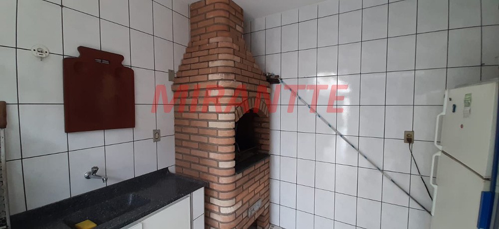 Sobrado de 250m² com 3 quartos em Jardim Santa Cruz