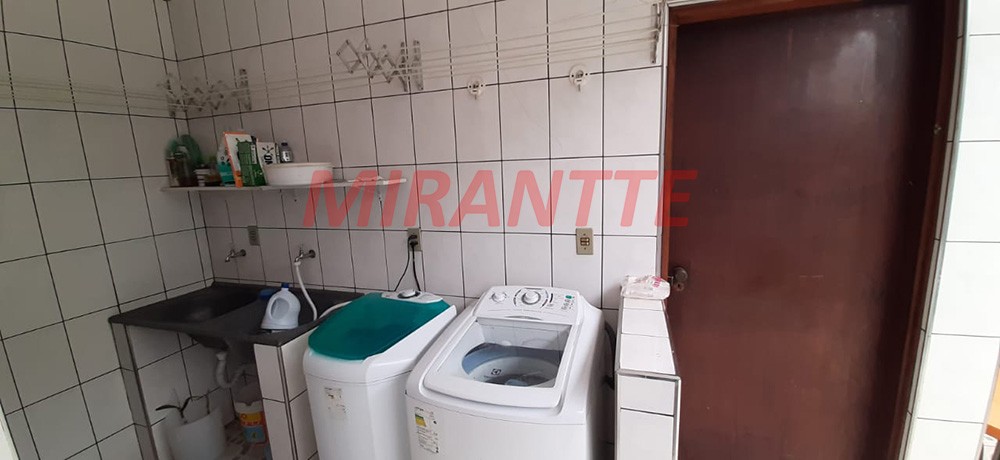 Sobrado de 250m² com 3 quartos em Jardim Santa Cruz