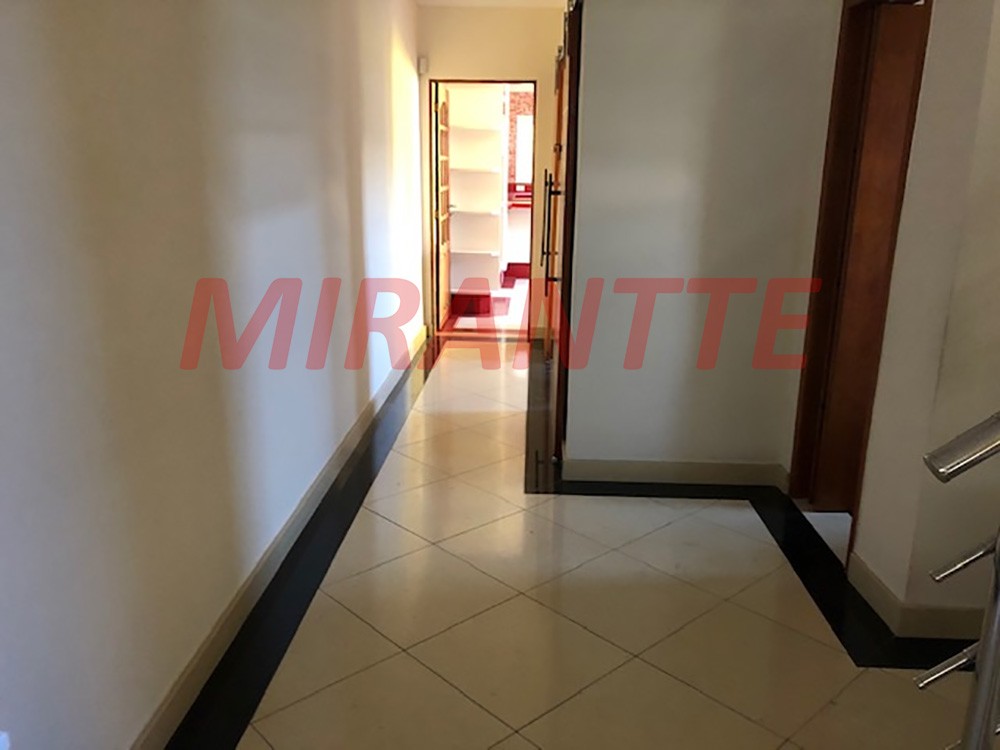 Sobrado de 288m² com 4 quartos em Parque Mandaqui