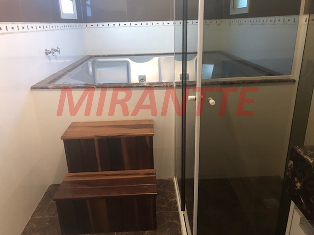 Sobrado de 288m² com 4 quartos em Parque Mandaqui