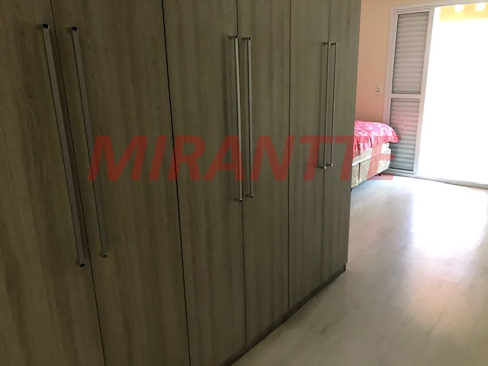 Sobrado de 288m² com 4 quartos em Parque Mandaqui