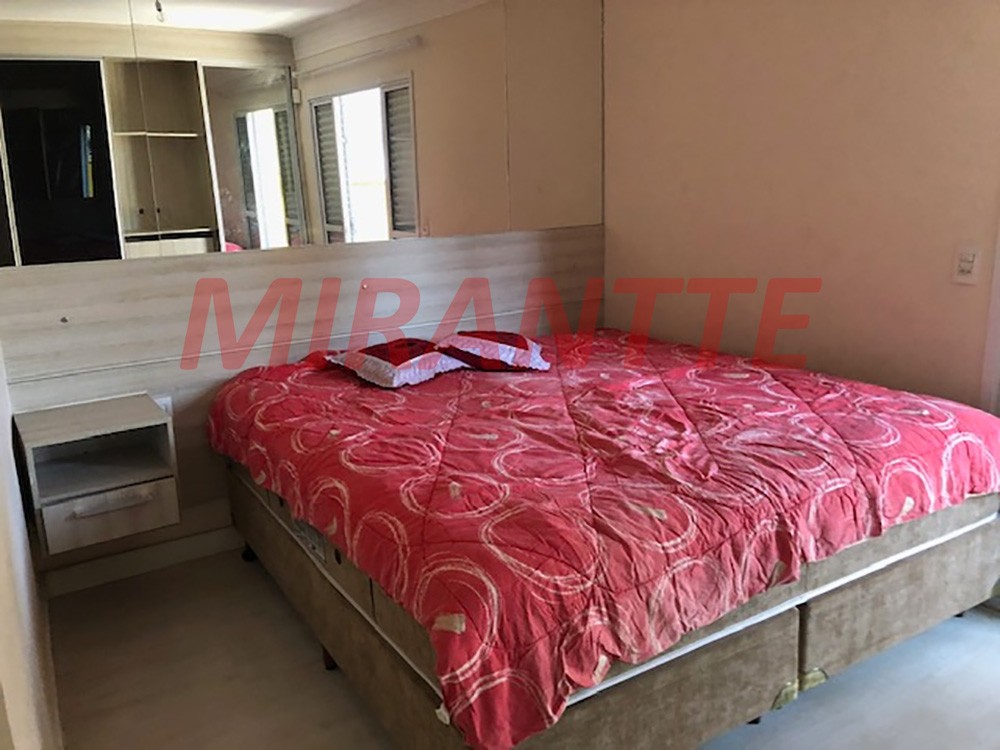 Sobrado de 288m² com 4 quartos em Parque Mandaqui