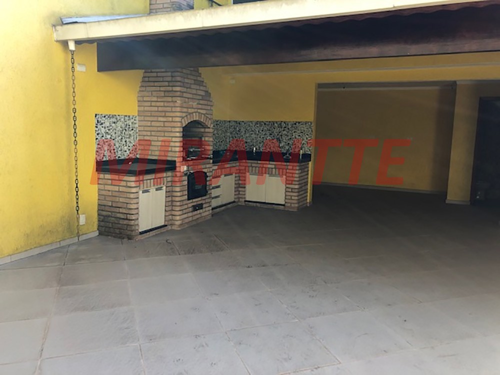 Sobrado de 288m² com 4 quartos em Parque Mandaqui