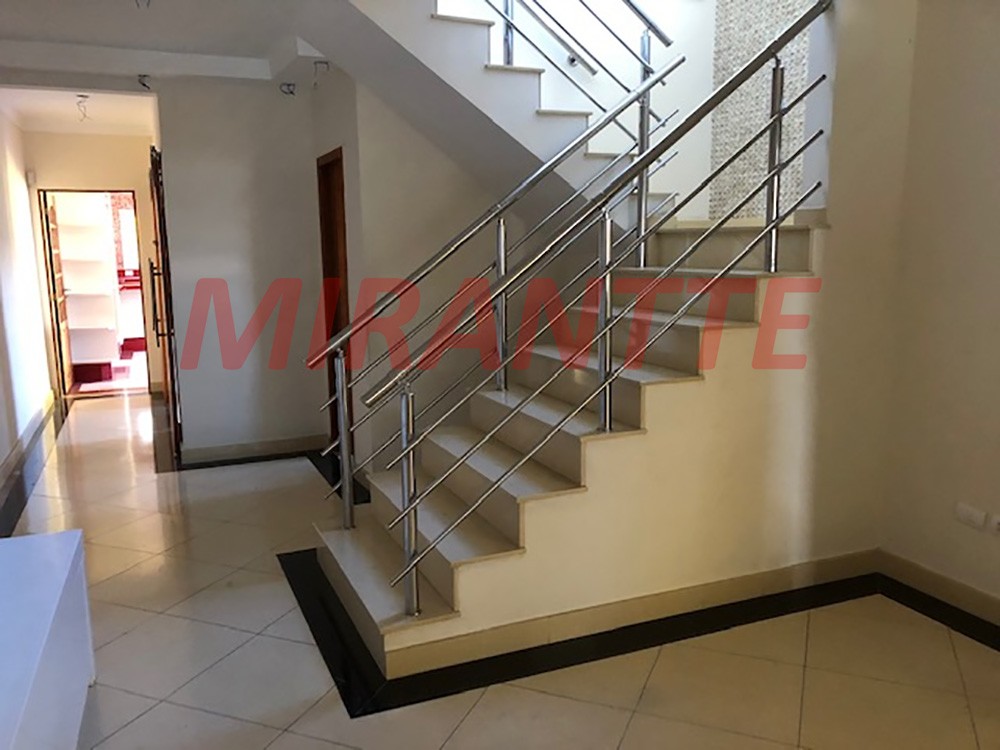 Sobrado de 288m² com 4 quartos em Parque Mandaqui