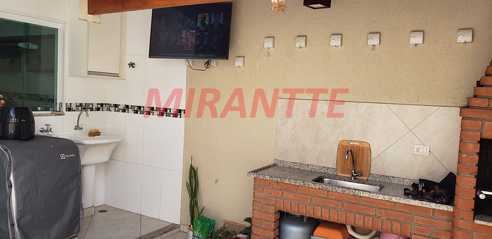Sobrado de 98m² com 2 quartos em Vila Bonilha
