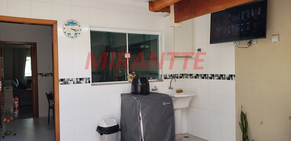Sobrado de 98m² com 2 quartos em Vila Bonilha
