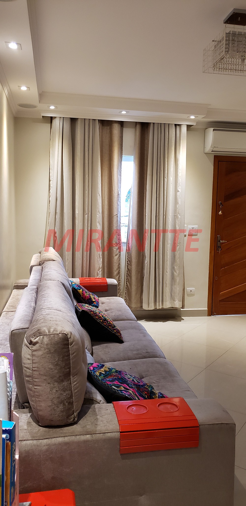 Sobrado de 98m² com 2 quartos em Vila Bonilha
