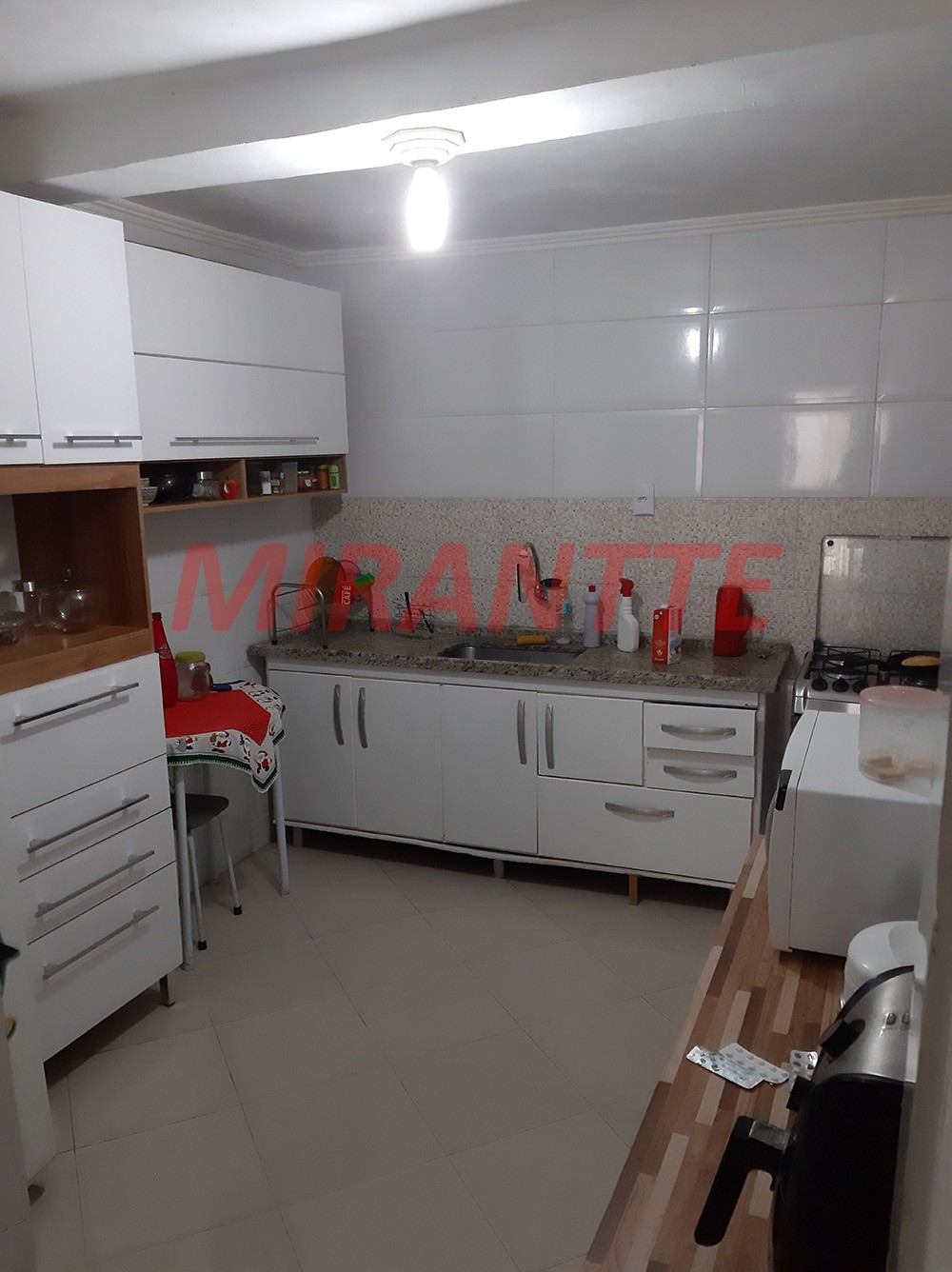 Sobrado de 208m² com 4 quartos em Imirim