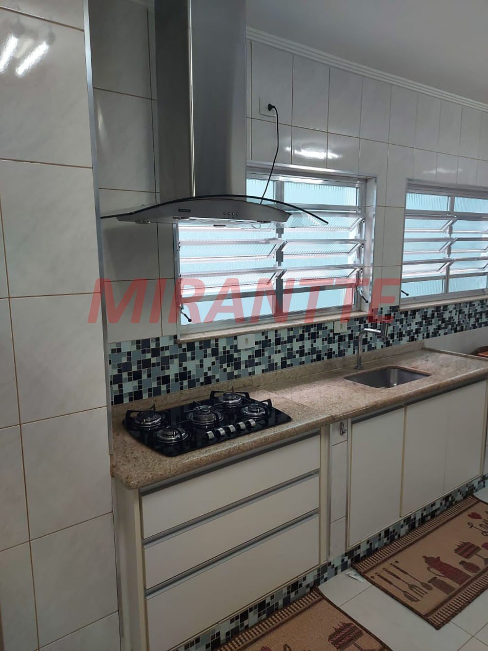 Sobrado de 128m² com 5 quartos em Parada Inglesa