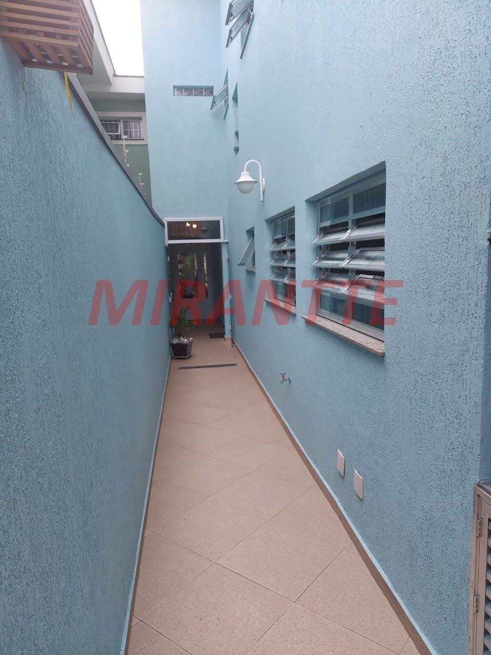 Sobrado de 128m² com 5 quartos em Parada Inglesa
