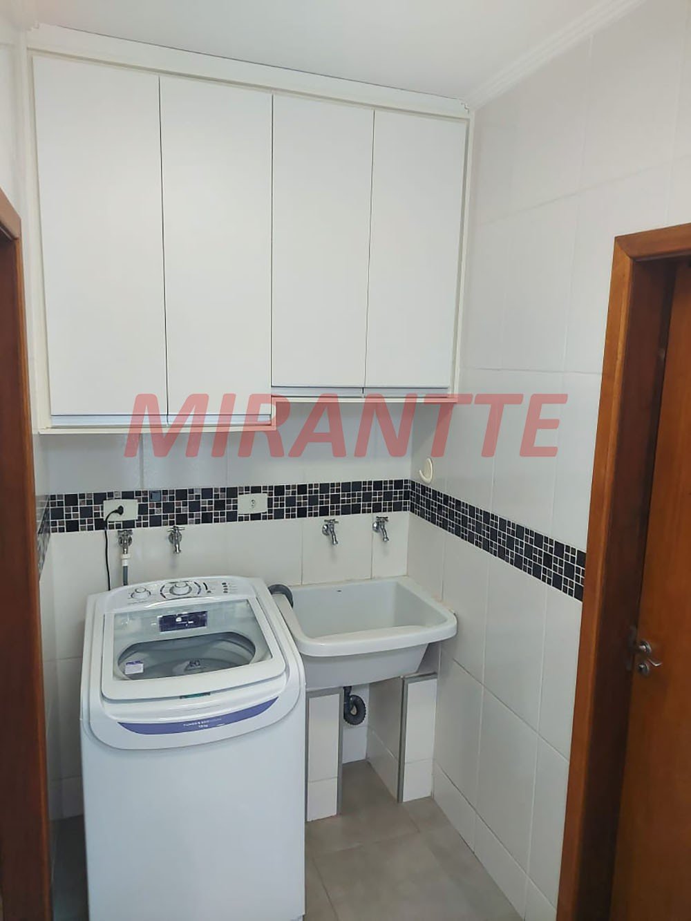 Sobrado de 128m² com 5 quartos em Parada Inglesa