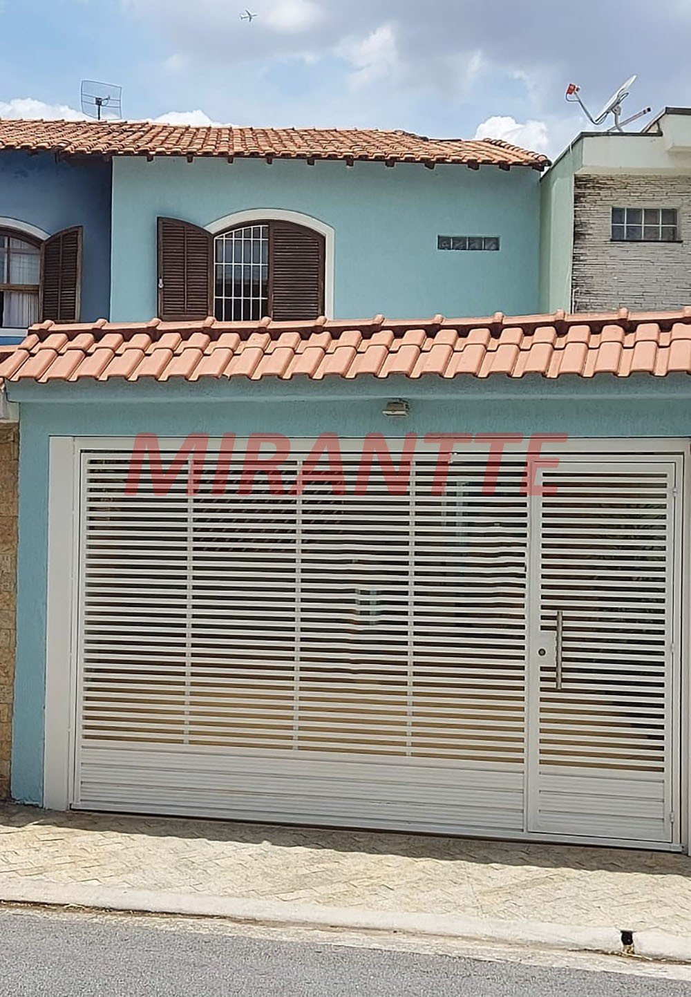 Sobrado de 128m² com 5 quartos em Parada Inglesa
