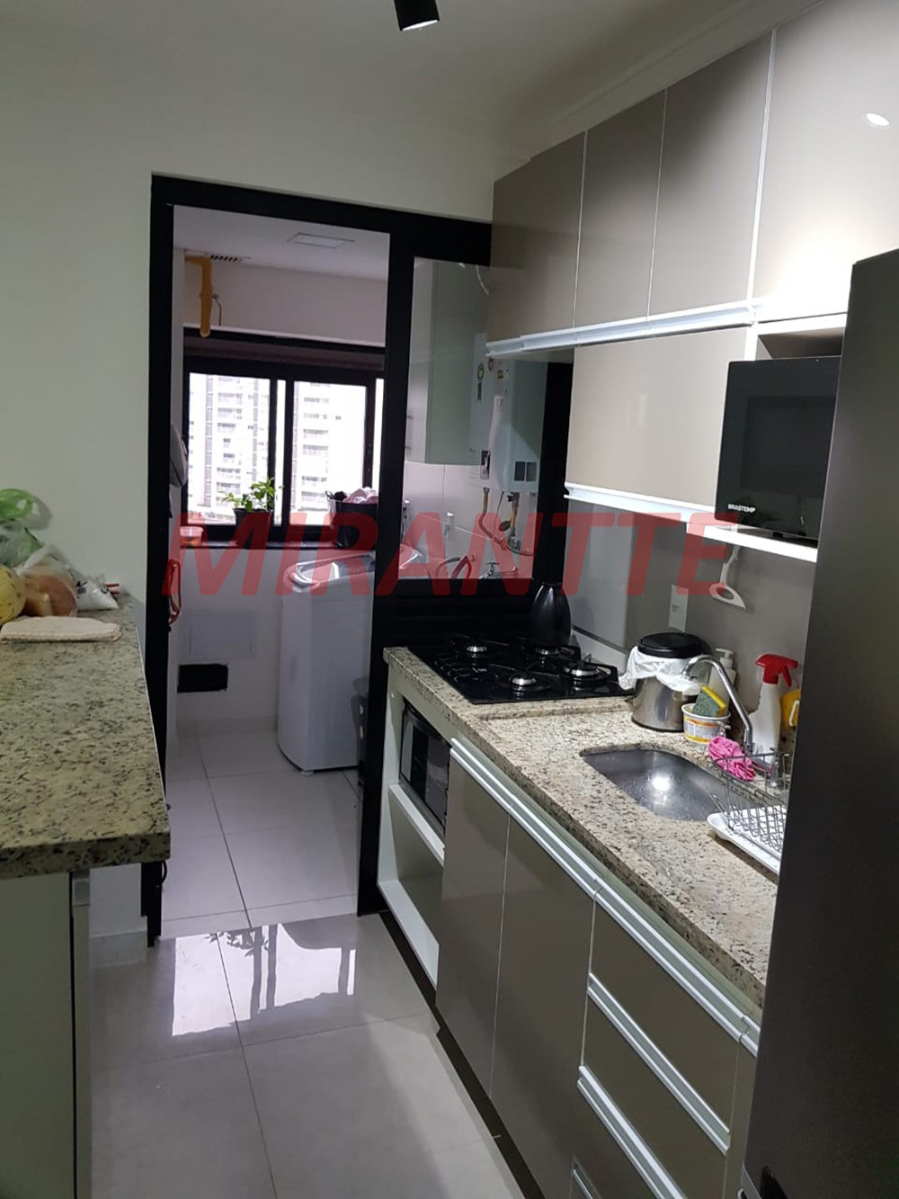 Apartamento de 57m² com 2 quartos em Vila Ester