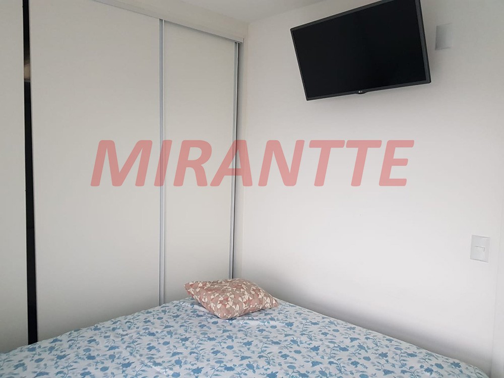 Apartamento de 57m² com 2 quartos em Vila Ester