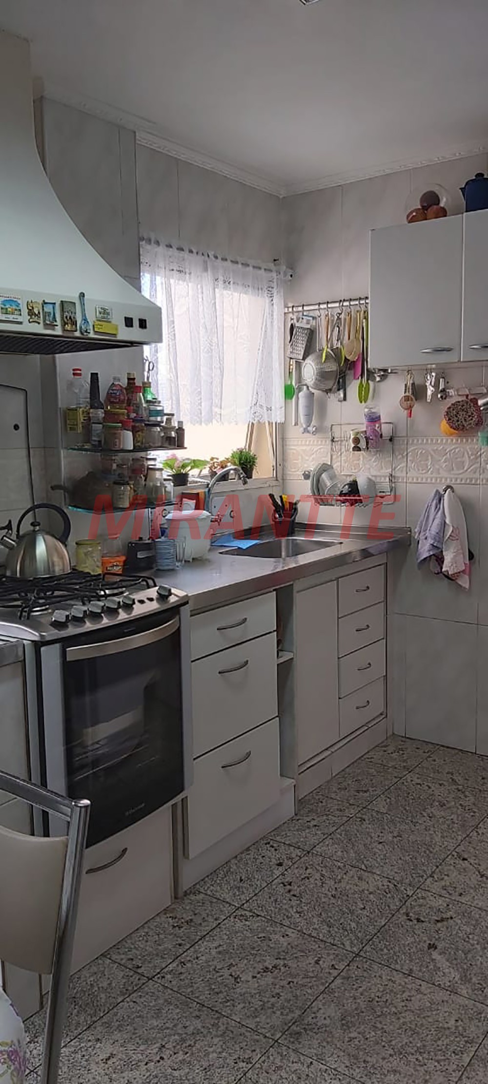Apartamento de 70m² com 3 quartos em Santa Teresinha