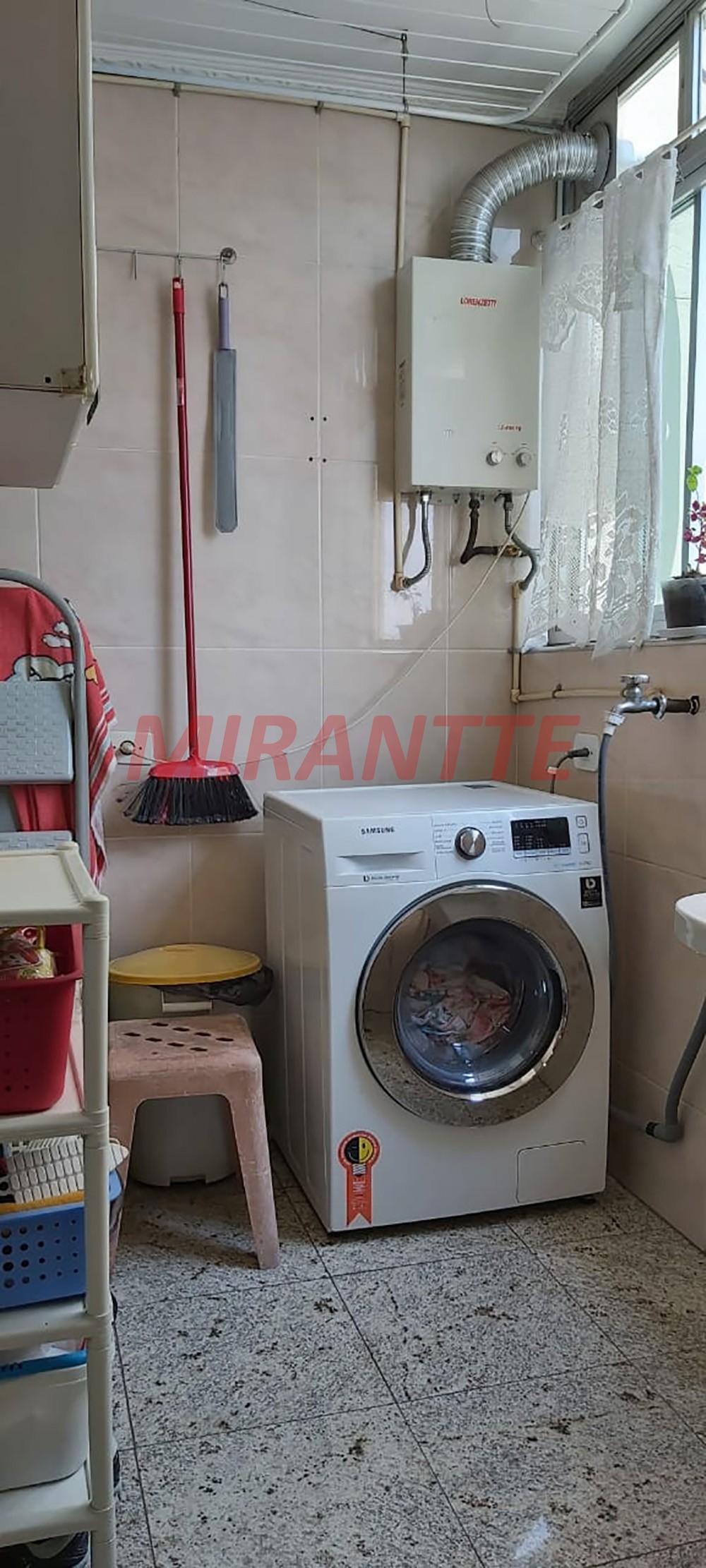 Apartamento de 70m² com 3 quartos em Santa Teresinha