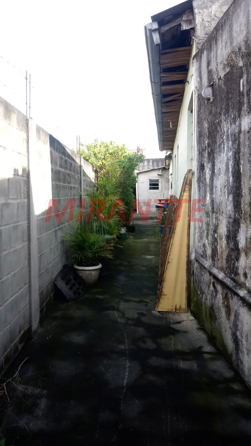 Terreno de 329m² em Vila Souza