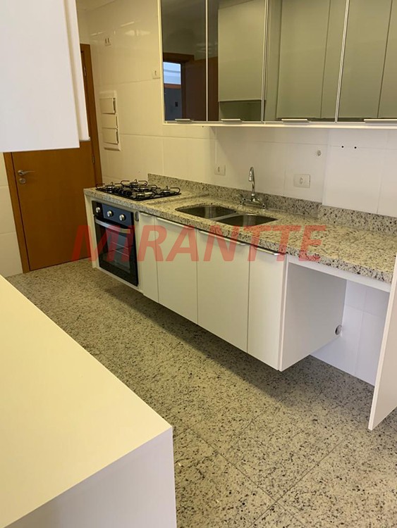 Apartamento de 120m² com 3 quartos em Santana