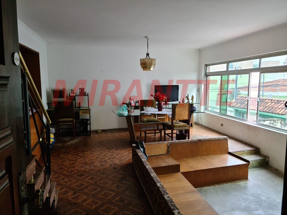 Sobrado de 199m² com 3 quartos em Vila Ede