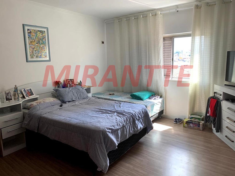 Sobrado de 199m² com 3 quartos em Vila Ede