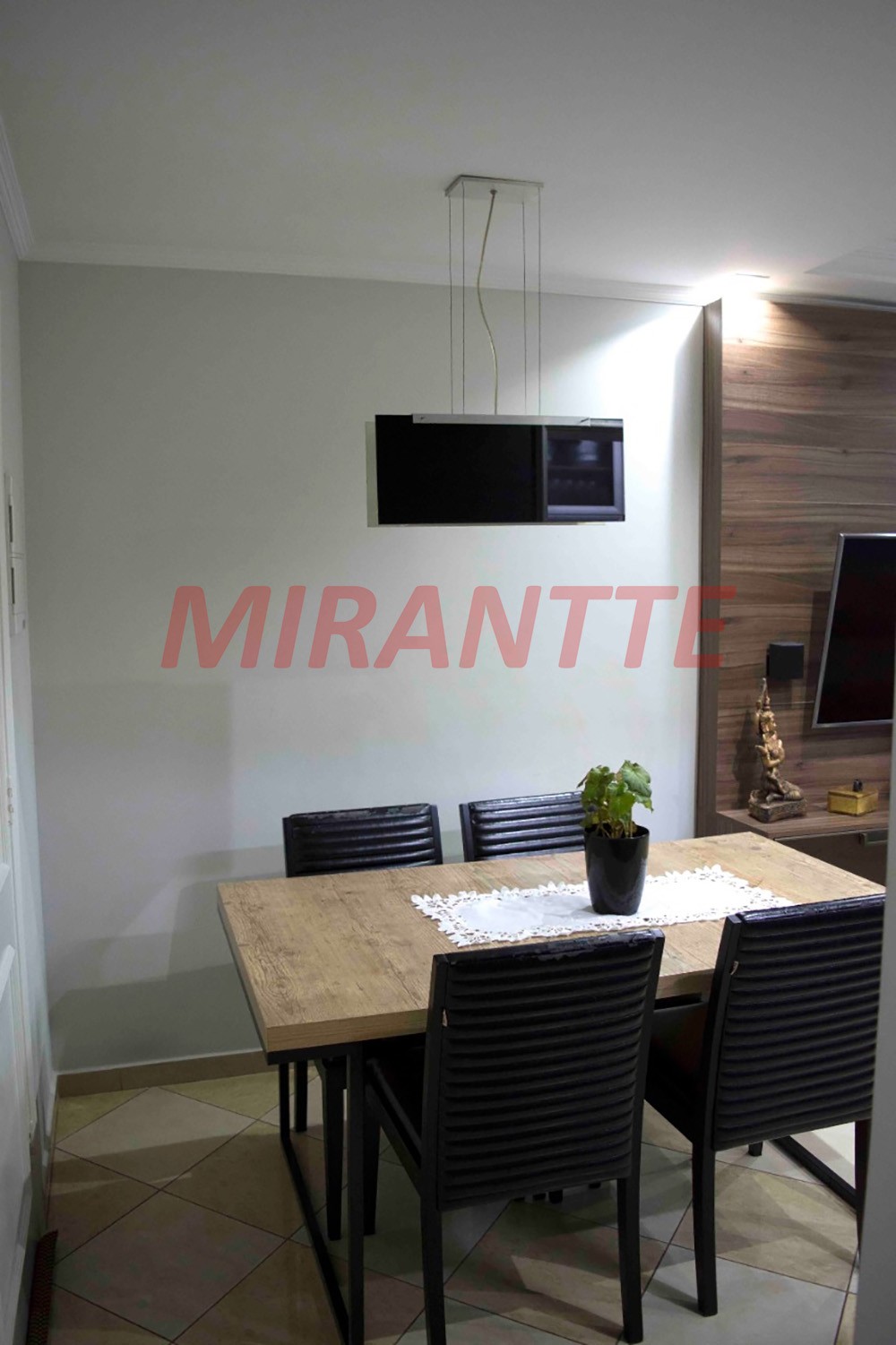 Apartamento de 50m² com 2 quartos em Vila Basileia