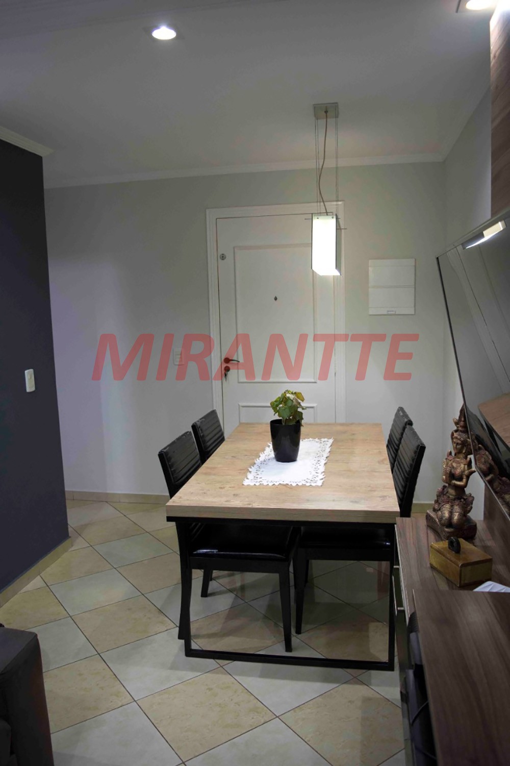 Apartamento de 50m² com 2 quartos em Vila Basileia