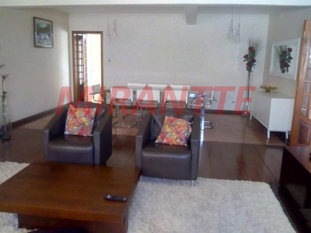 Casa terrea de 356m² com 3 quartos em Vila Rosália