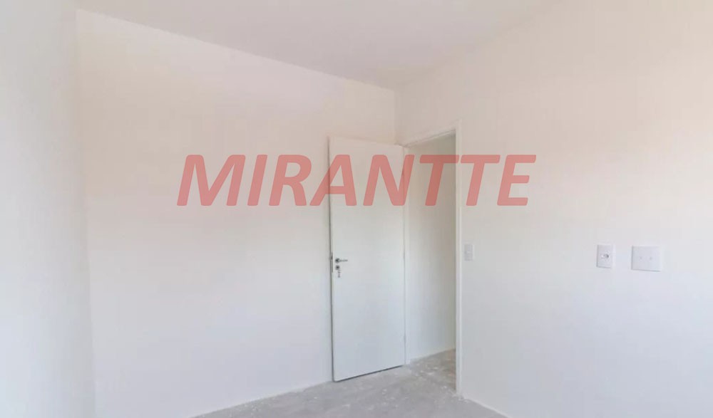 Apartamento de 38m² com 2 quartos em Jardim Albertina