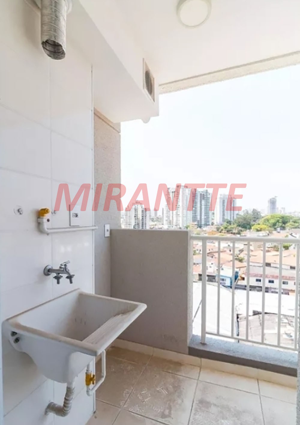 Apartamento de 38m² com 2 quartos em Jardim Albertina