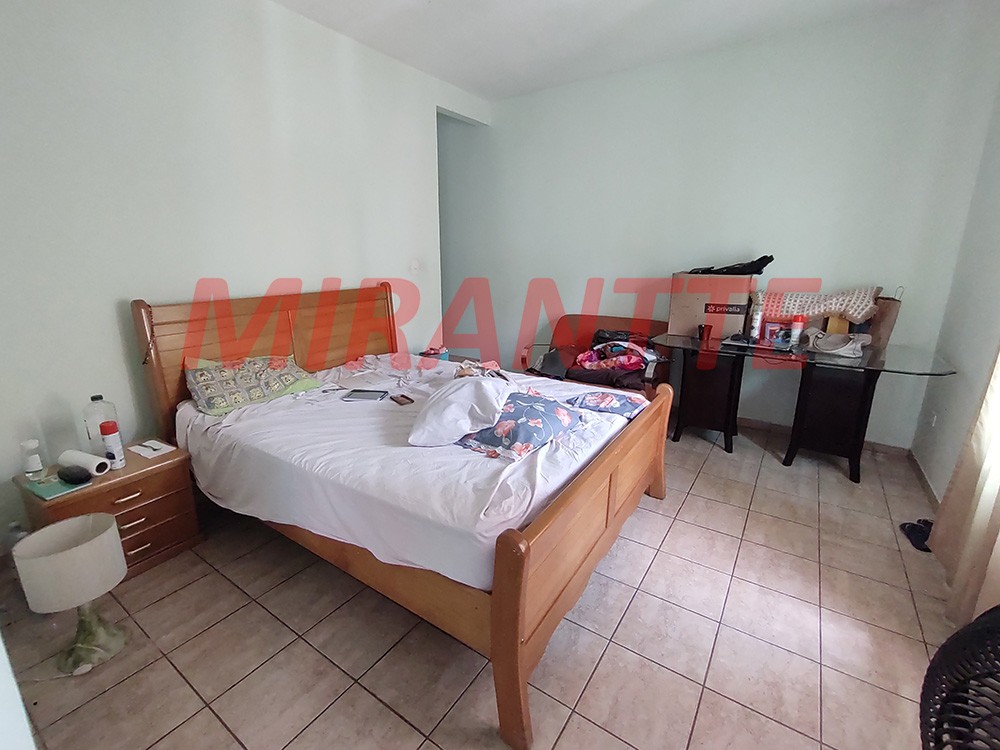 Sobrado de 150m² com 3 quartos em Furnas