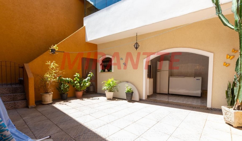 Sobrado de 192m² com 3 quartos em Vila Medeiros