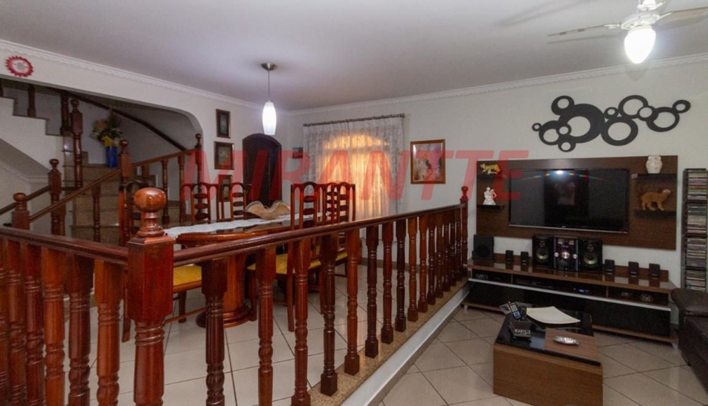 Sobrado de 192m² com 3 quartos em Vila Medeiros