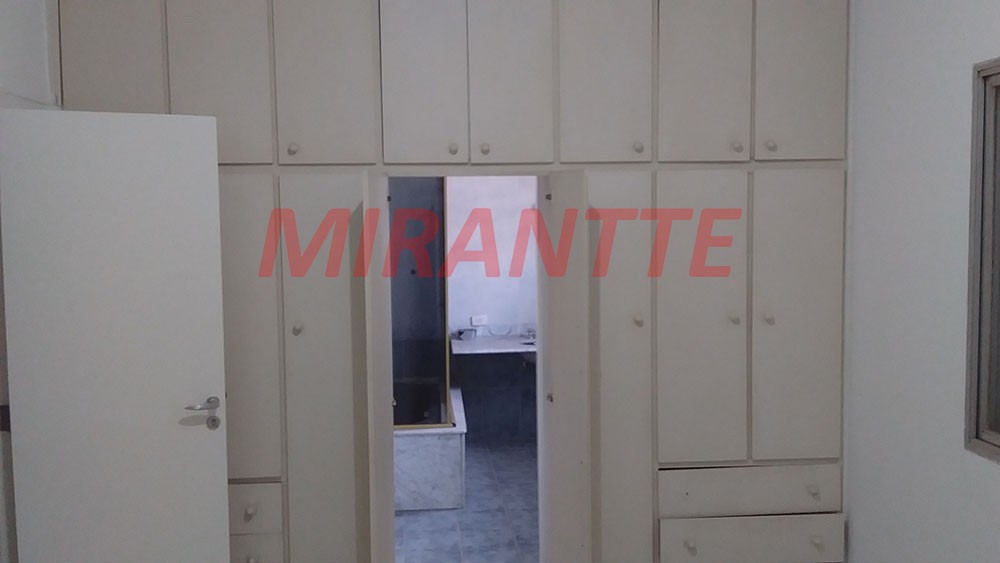 Sobrado de 270m² com 5 quartos em Santana