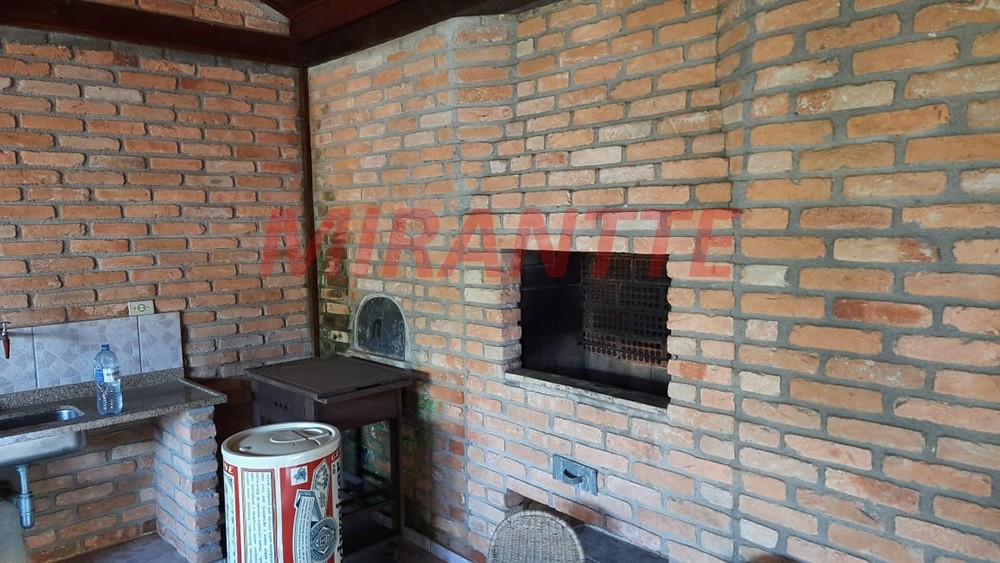 Sobrado de 446m² com 4 quartos em Parque Petropolis
