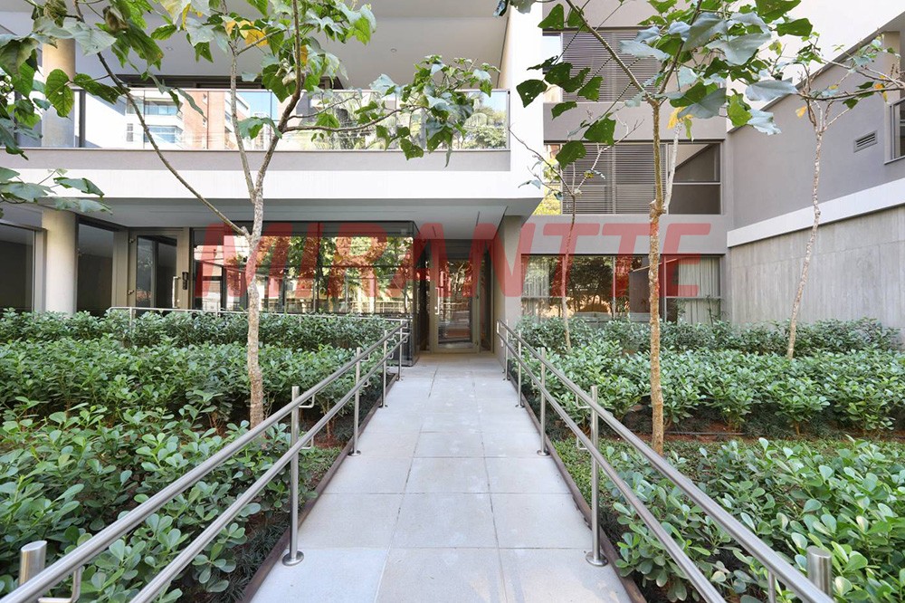 Apartamento de 316m² com 3 quartos em Jardim Paulista