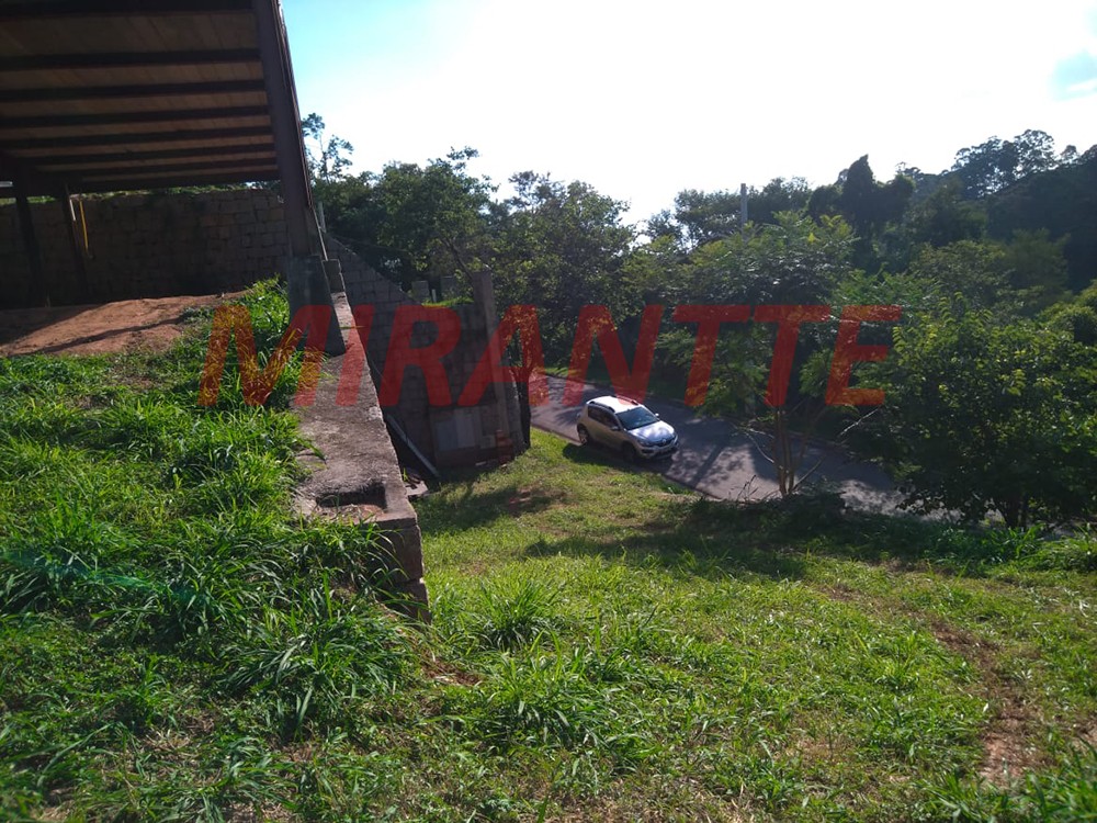 Terreno de 820m² com 4 quartos em Jardim Peri