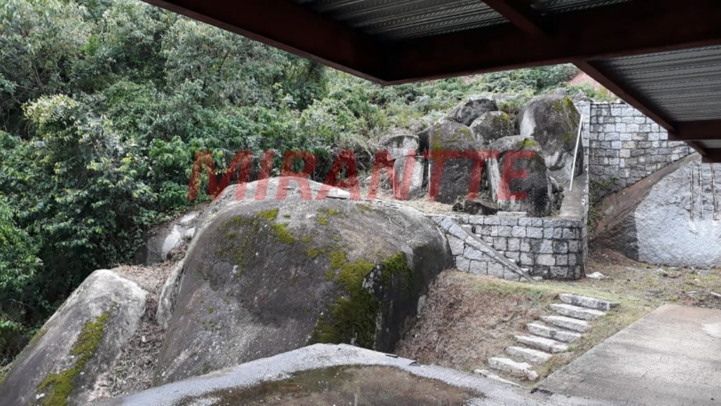 Terreno de 820m² com 4 quartos em Jardim Peri
