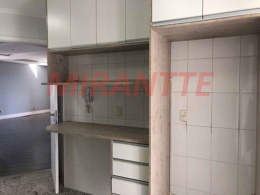 Apartamento de 130m² com 3 quartos em Santana