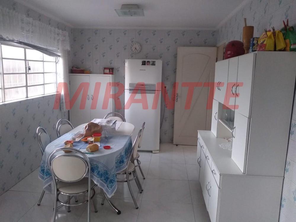 Sobrado de 150m² com 4 quartos em Vila Amelia