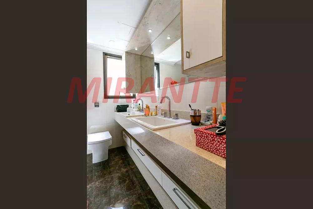 Apartamento de 313m² com 4 quartos em Santana