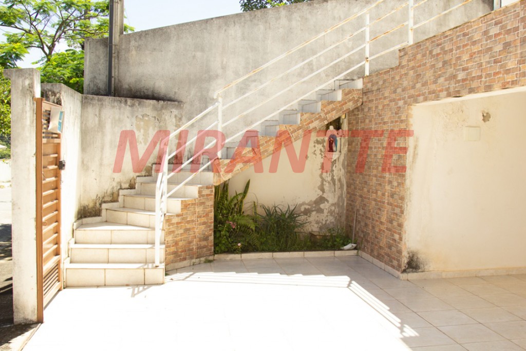 Sobrado de 190m² com 3 quartos em Bom Jesus dos Perdões