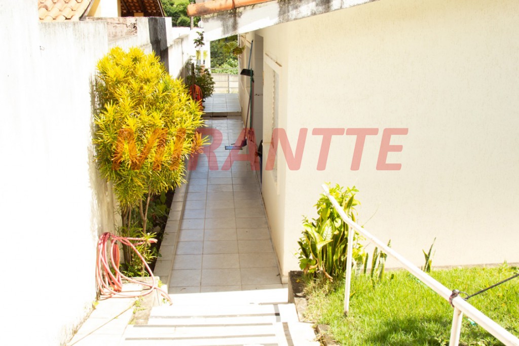 Sobrado de 190m² com 3 quartos em Bom Jesus dos Perdões